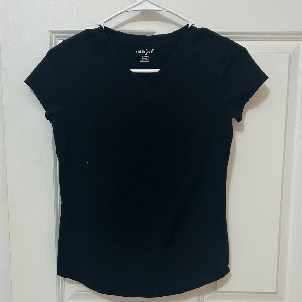 Cat & Jack Women's Classic Black Short Sleeve v-neck T-shirt